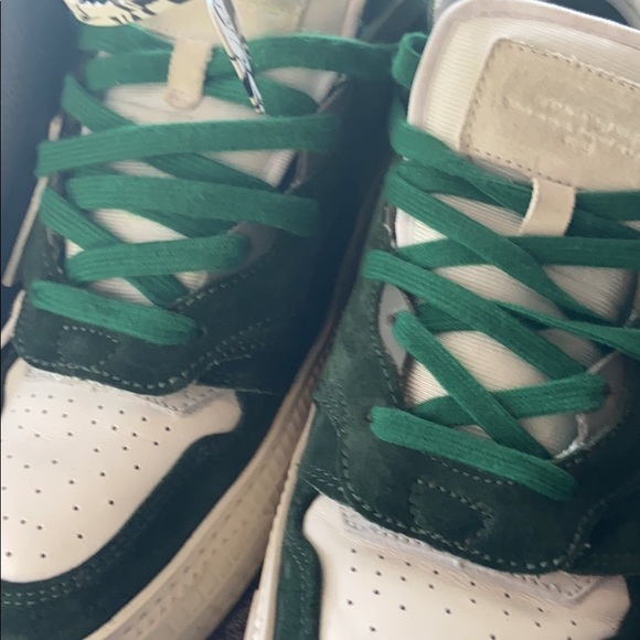 Off-white floating arrows - Picture 2 of 4